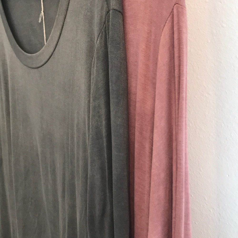 LAST 2 - Charcoal long sleeve cut out top